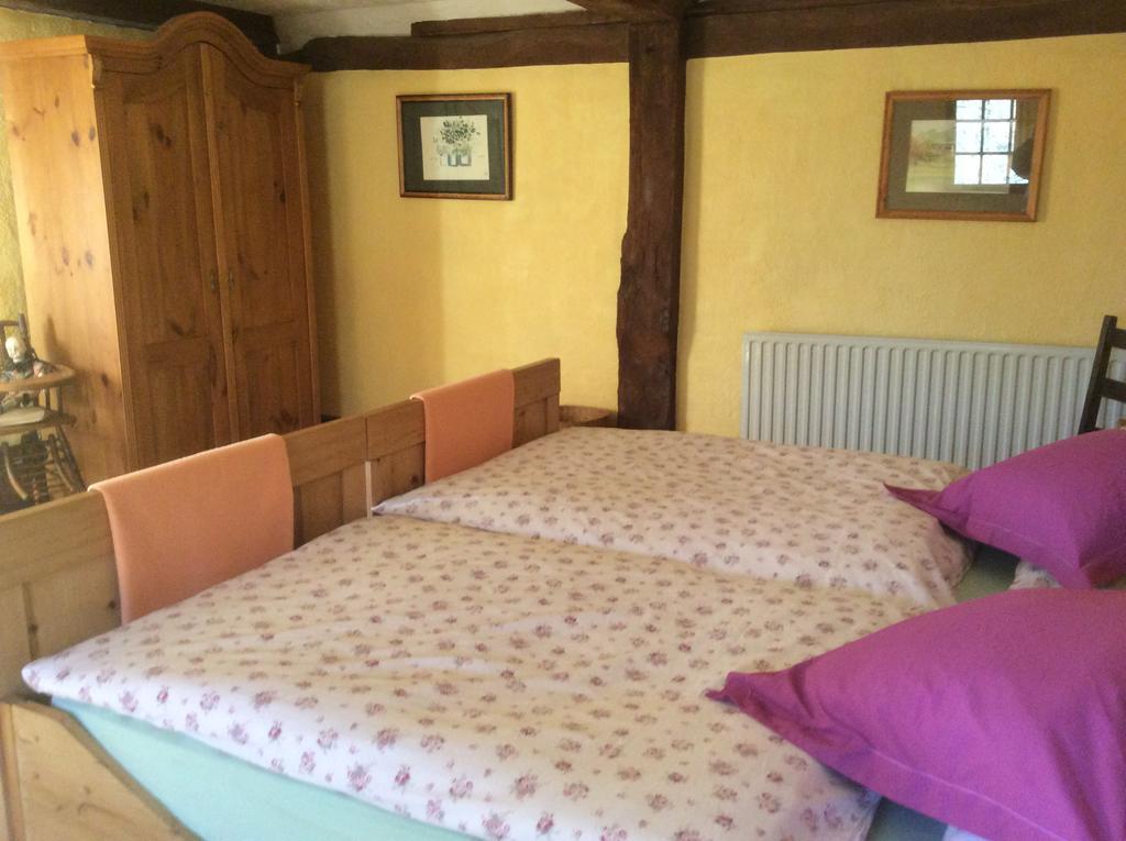 Bed and Breakfast La Boursaie Livarot-Pays-d'Auge Экстерьер фото